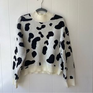 LELIS White Cow Print Sweater Size Large